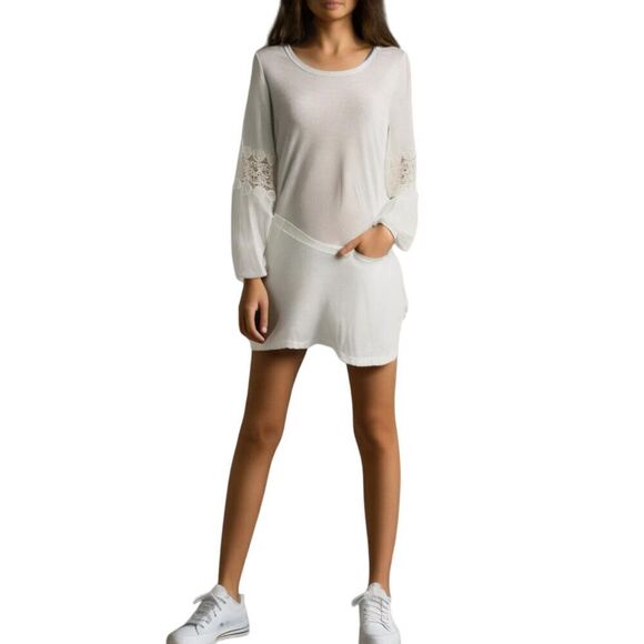 New Directions Off White 3/4  Length Lace Sleeve Asymmetrical Top Size M - Picture 1 of 8